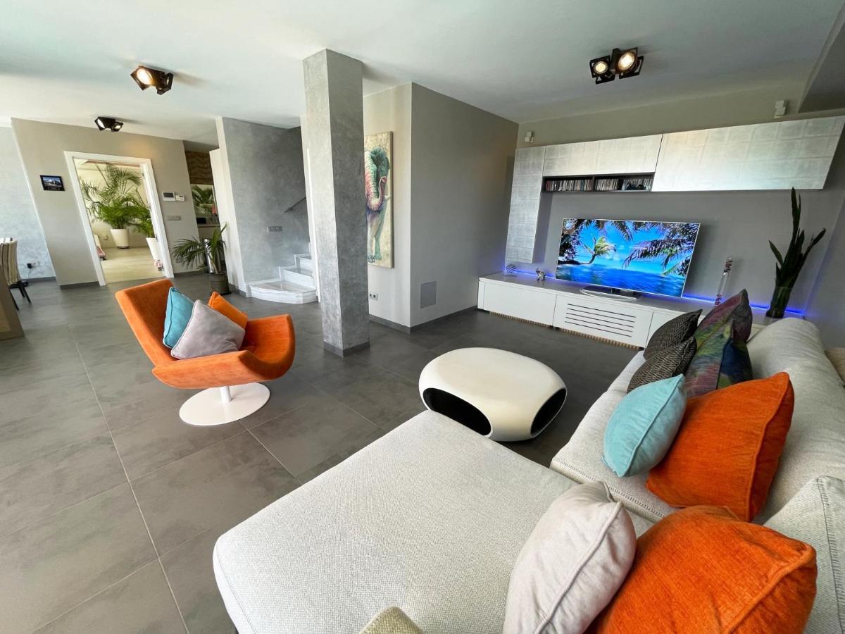 Luxury Villa Morelli With Seaview & Heated Pool Maspalomas  Exterior foto